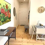 Cozy Home Matisa Apartment, Free Parking, Self Check-In